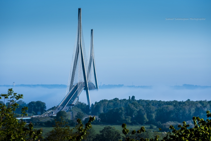 ‟le pont dans le brouillard‟ 50 x 75 - Tarif C